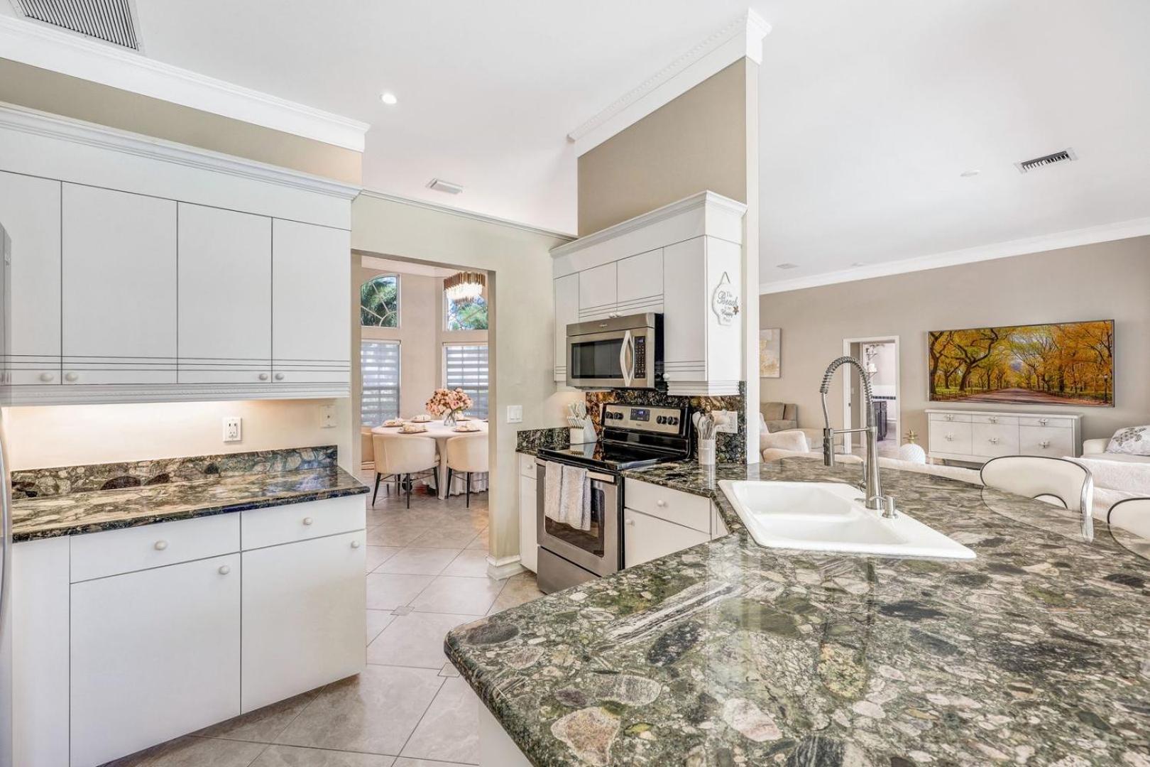 Lux Family 3 Bedroom With Pool Villa Walk To Beach And Mercato Naples Exterior photo