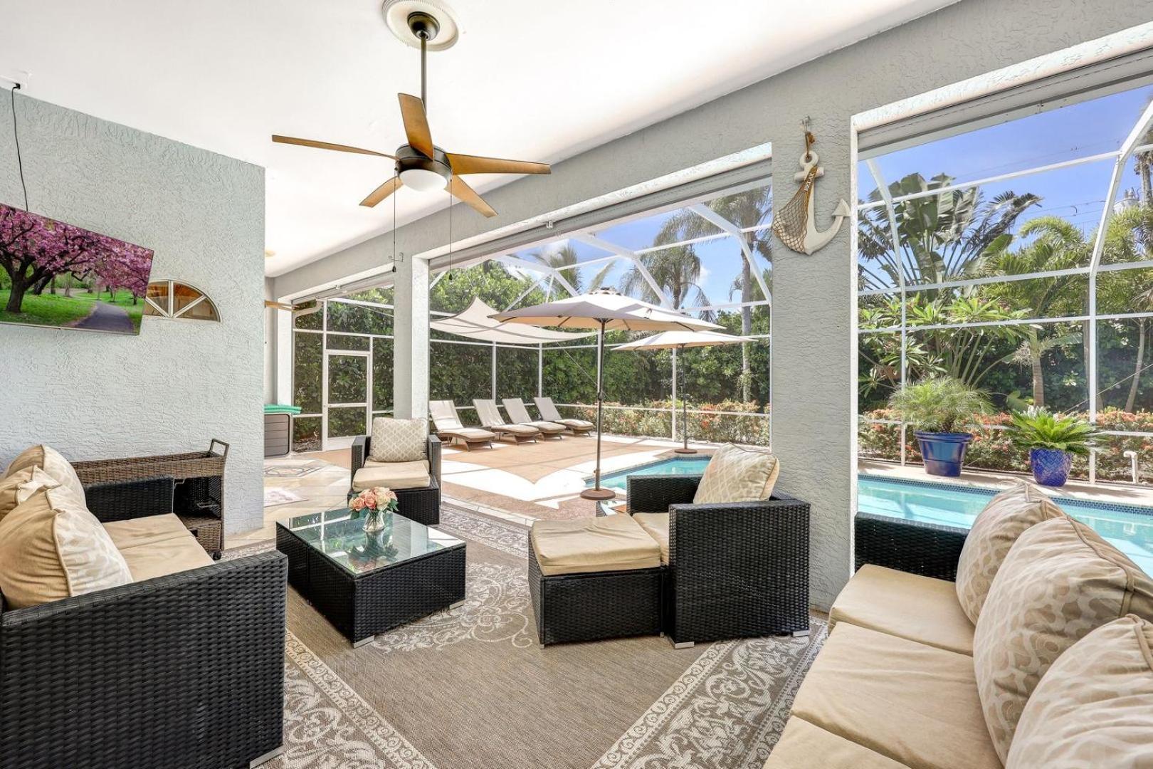 Lux Family 3 Bedroom With Pool Villa Walk To Beach And Mercato Naples Exterior photo